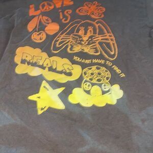 5/$10 item urban outfitters baggy tee